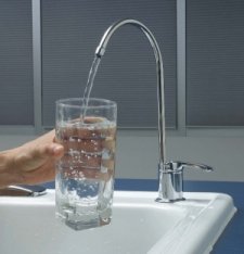Чиста питна вода