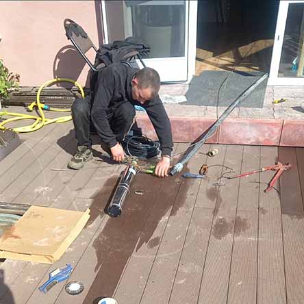 Ремонт и замена насоса скважины для загородного дома Водолей БЦПЭ 0,5-40У в с. Кучаков Бориспольского района Киевской области