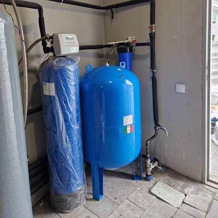 Ремонт и замена гидроаккумулятора (гидробака) Expert Pump 100л. на Watersystem WAV 300 в с. Круглик Киево-Святошинского района Киевской области