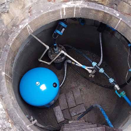 Ремонт та заміна гідроакумулятора (гідробака) AQUAPRESS AFC 50SB на Aquasystem VAV 100 в с. Мощун Бучанського району Київської області