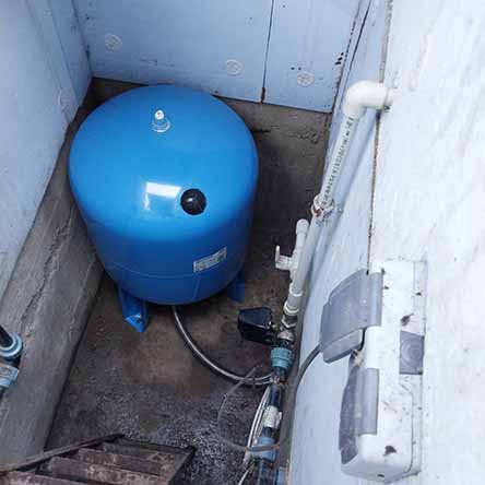 Ремонт та заміна гідроакумулятора (гідробака) Euroaqua 100 VT на Aquasystem VAV 100 в с. Рожівка Броварського району Київської області