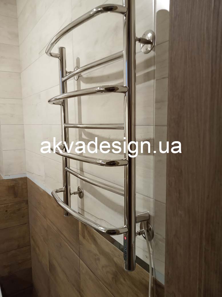 Установка и монтаж электрического полотенцесушителя Hi Therm