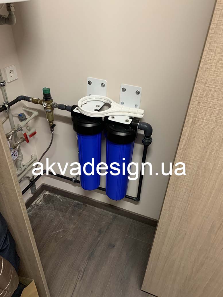 Установка магистральных фильтров(колб) АкваДизайн 20BB в Дарницком районе г. Киева