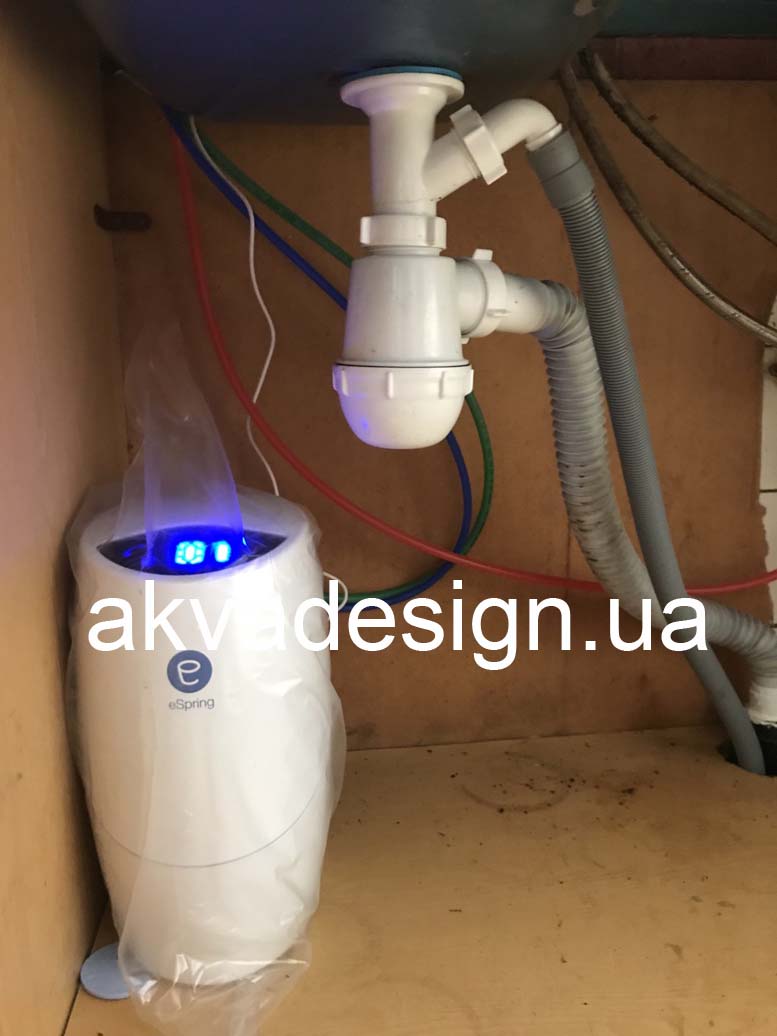 Установка фильтра очистки воды Amway eSpring (Амвей еСпринг) в Печерском районе г. Киева